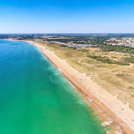 Le Bateau Ivre 50 M De La Plage Сен-Жиль-Круа-де-Ви Экстерьер фото